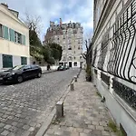 Sacre Coeur Montmartre Et Tour Eiffel, 8 People, アパート *