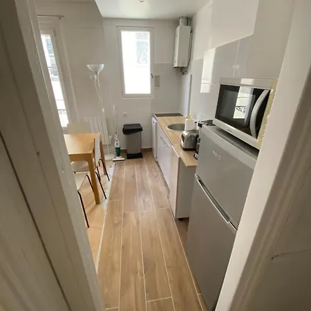 Apartment Sacre Coeur Montmartre Et Tour Eiffel, 7 People,