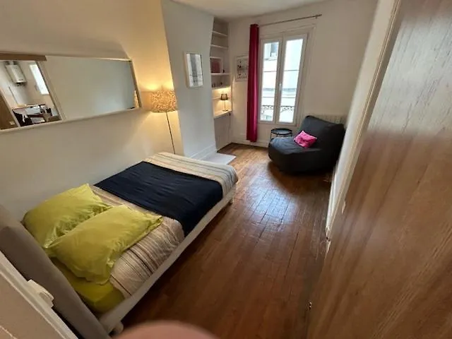 Apartman Sacre Coeur Montmartre Et Tour Eiffel, 8 People,