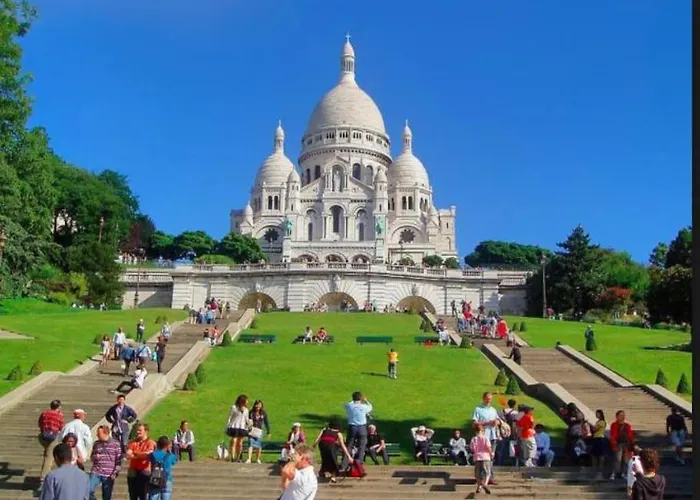 Sacre Coeur Montmartre Et Tour Eiffel, 8 People, * Párizs