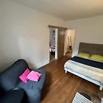 Apartmán Sacre Coeur Montmartre Et Tour Eiffel, 8 People, Paříž